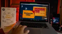 Guna mendukung ekosistem streaming Maxstream, Telkomsel menggelar Maxscript Class dan Award 2020 yang merupakan ajang pelatihan sekaligus kompetisi penulisan skenario. (Foto: Telkomsel).