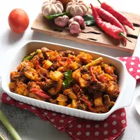 Ilustrasi sambal goreng kentang santan./Copyright shutterstock.com/g/Chairunnisa+Chairunnisa