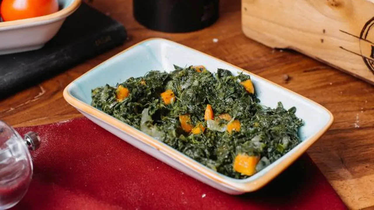 Ilustrasi Bayam Krispi/Freepik