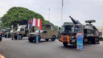 HUT ke-77 TNI, Deretan Alutsista Dipamerkan di Depan Istana Merdeka