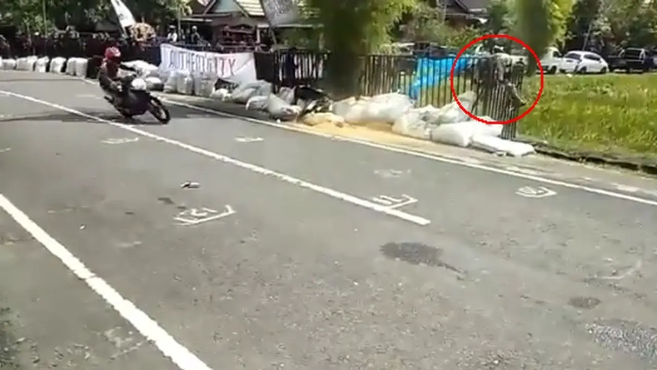 Kecelakaan di road race