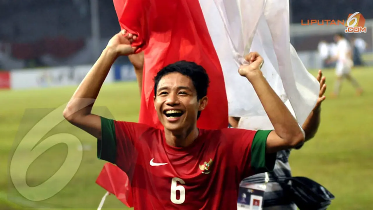 evan-dimas-1-131018b.jpg