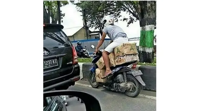 Motor bawa barang (Sumber: Instagram/recehtapisayang)