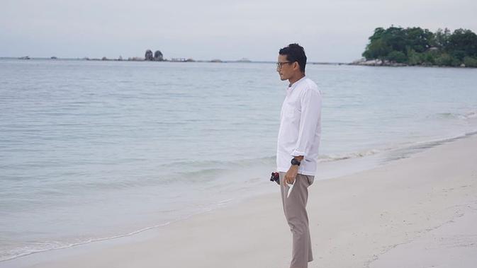 6 Gaya Liburan Sandiaga Uno Keliling Indonesia, Menteri Parekraf Baru (sumber: Instagram.com/sandiuno)