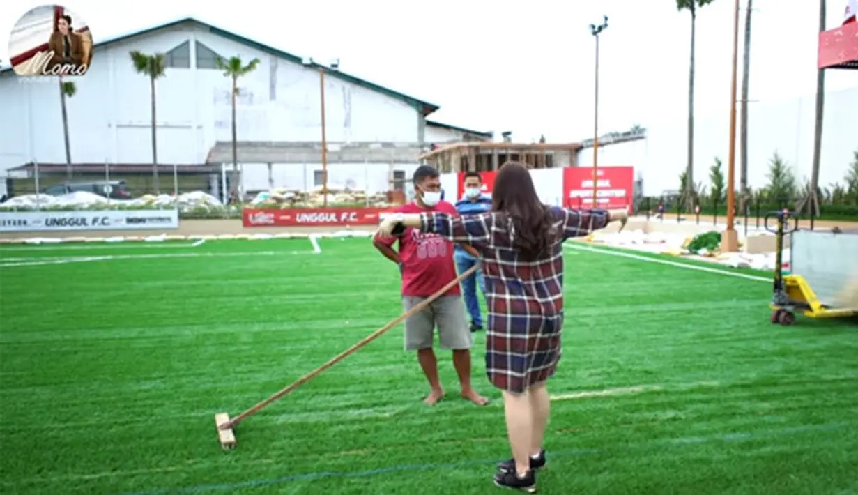 Momo Geisha (Youtube/Momo Youtube Channel)