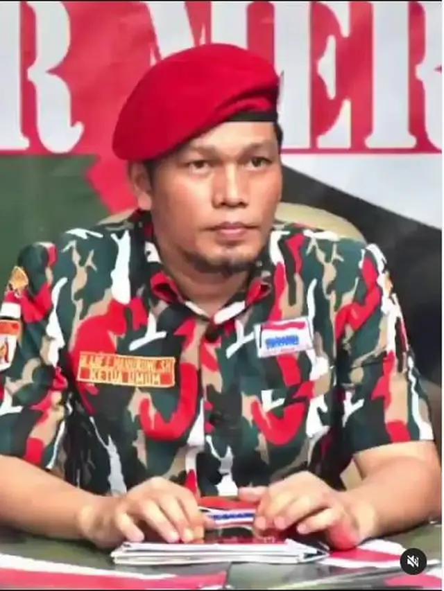 6 Potret Adek Erfil Pengacara Sekaligus Kakak Sepupu Rizky Billar yang Tuai Sorotan