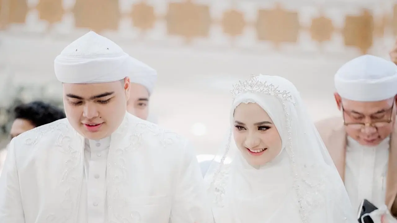 7 Momen Akad Nikah Ameer Azzikra Adik Alvin Faiz, Penuh Kebahagiaan