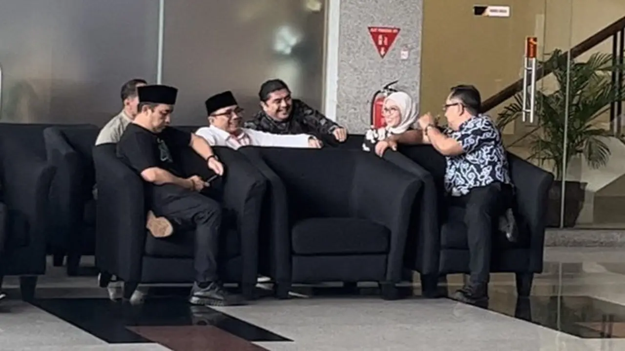 Eks Menteri Agama Yaqut Cholil Qoumas memenuhi pemanggilan Komisi Pemberantasan Korupsi (KPK) hari ini, Jumat (30/1/2026).