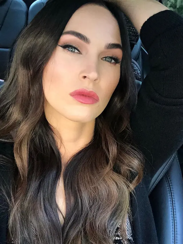 Megan Fox (Instagram/ meganfox)