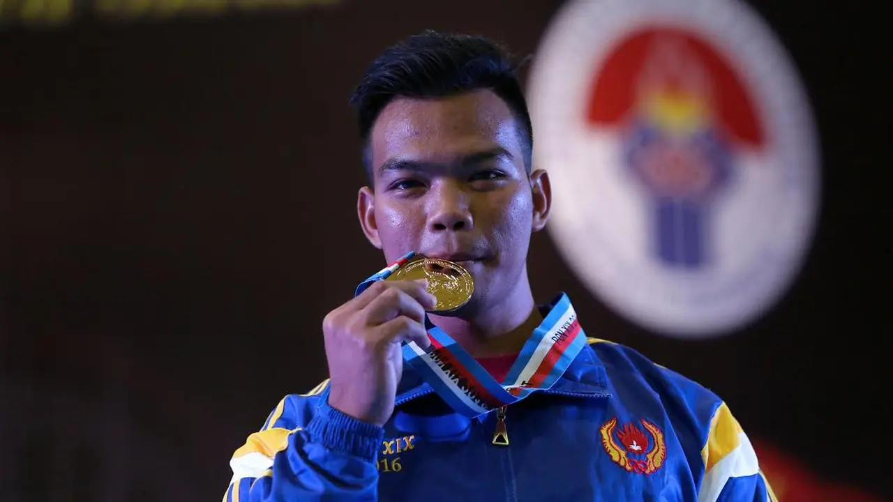 Viky Aryanto, lifter Lampung peraih emas PON 2016 kelas 66 kg