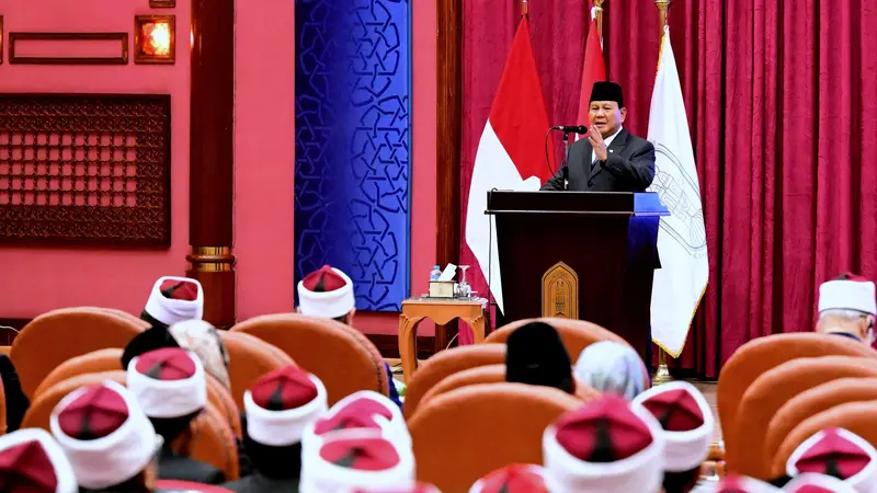 7 Pernyataan Presiden Prabowo saat Bertemu Ribuan Mahasiswa Indonesia di Mesir, Bahas Makan Bergizi Gratis - News Liputan6.com