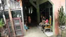 Sekitar tahun 2008, tempat ini pernah menjadi tempat mengontrak Ayah Marshanda, Irwan Yusuf, Jakarta Selatan, Selasa (29/3). Ayah Marshanda ditangkap Dinsos DKI karena diduga berprofesi sebagai pengemis (Liputan6.com/ Gempur M Surya)