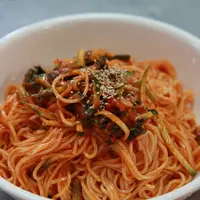 ilustrasi bibim guksu/Image by JeongHO Suh from Pixabay