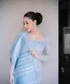 Intip perbedaan gaya Jessica Mila dan Chen Giovani saat pertunangan adat Batak [@jscmila]