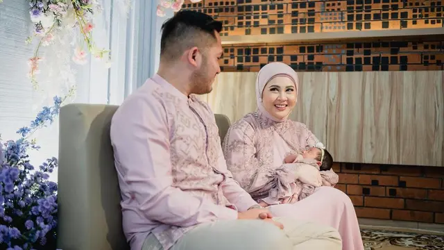 7 Momen Aqiqah Anak Kedua Kesha Ratuliu dan Adhi Permana, Penuh Bahagia