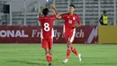 Pemain Timnas Indonesia U-23, Dony Tri Pamungkas melakukan selebrasi setelah mencetak gol ke gawang India dalam laga uji coba di Stadion Madya, Senayan, Jakarta, Jumat (10/10/2025). (Bola.com/Muhammad Iqbal Ichsan)