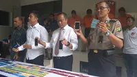 Penipuan Online modus rumah duka dibongkar Polda Metro Jaya, Rabu (18/1/2017). (Nafiysul Qodar/Liputan.com)
