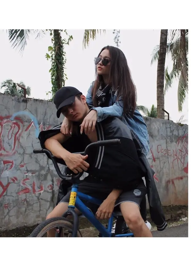 6 Potret Kebersamaan Bryan dan Megan Domani, Kakak-Adik yang Kompak Abis