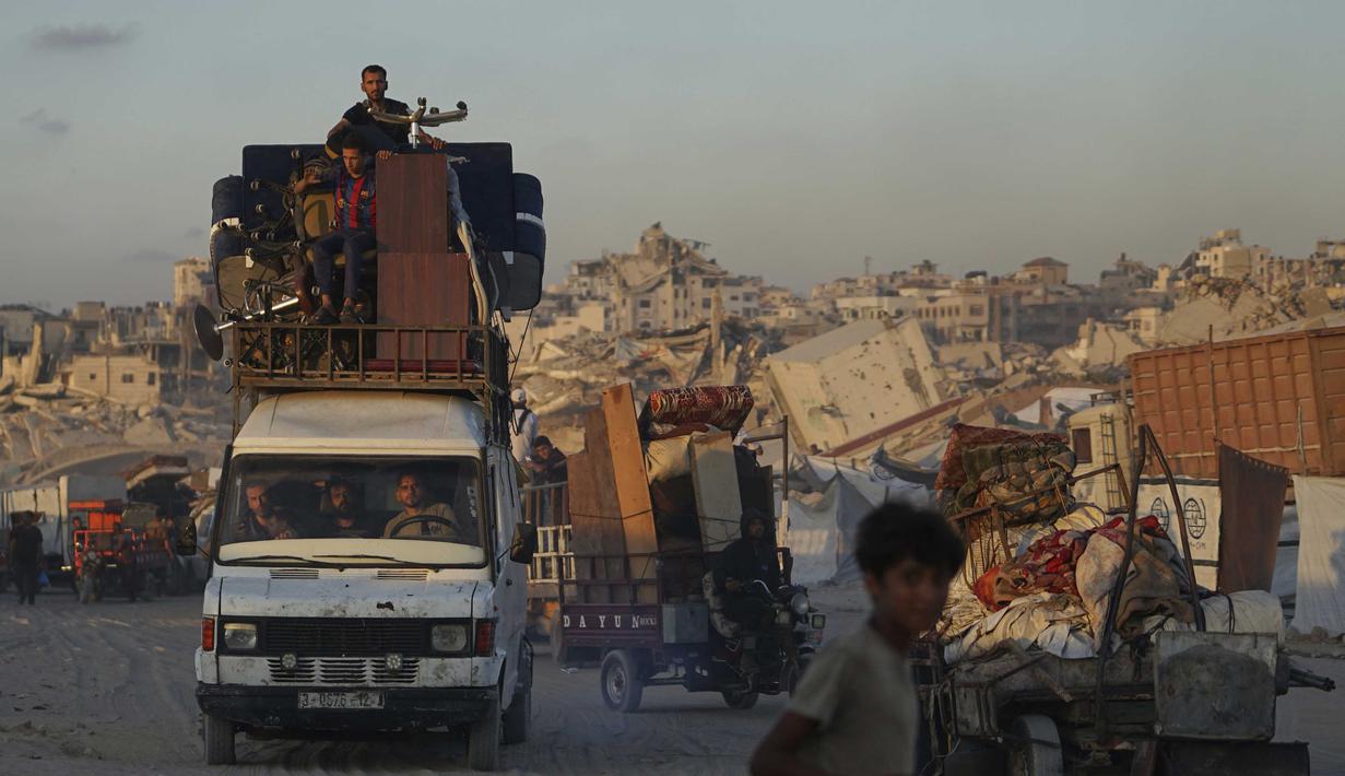 Hampir dua tahun serangan Israel meluluhlantakkan semua aspek kehidupan warga Palestina di kota Gaza. (AP Photo/Jehad Alshrafi)