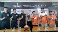 Jumpa pers jelang final IBL 2022 antara Pelita Jaya vs Satria Muda. (Liputan6.com/Huyogo Simbolon)