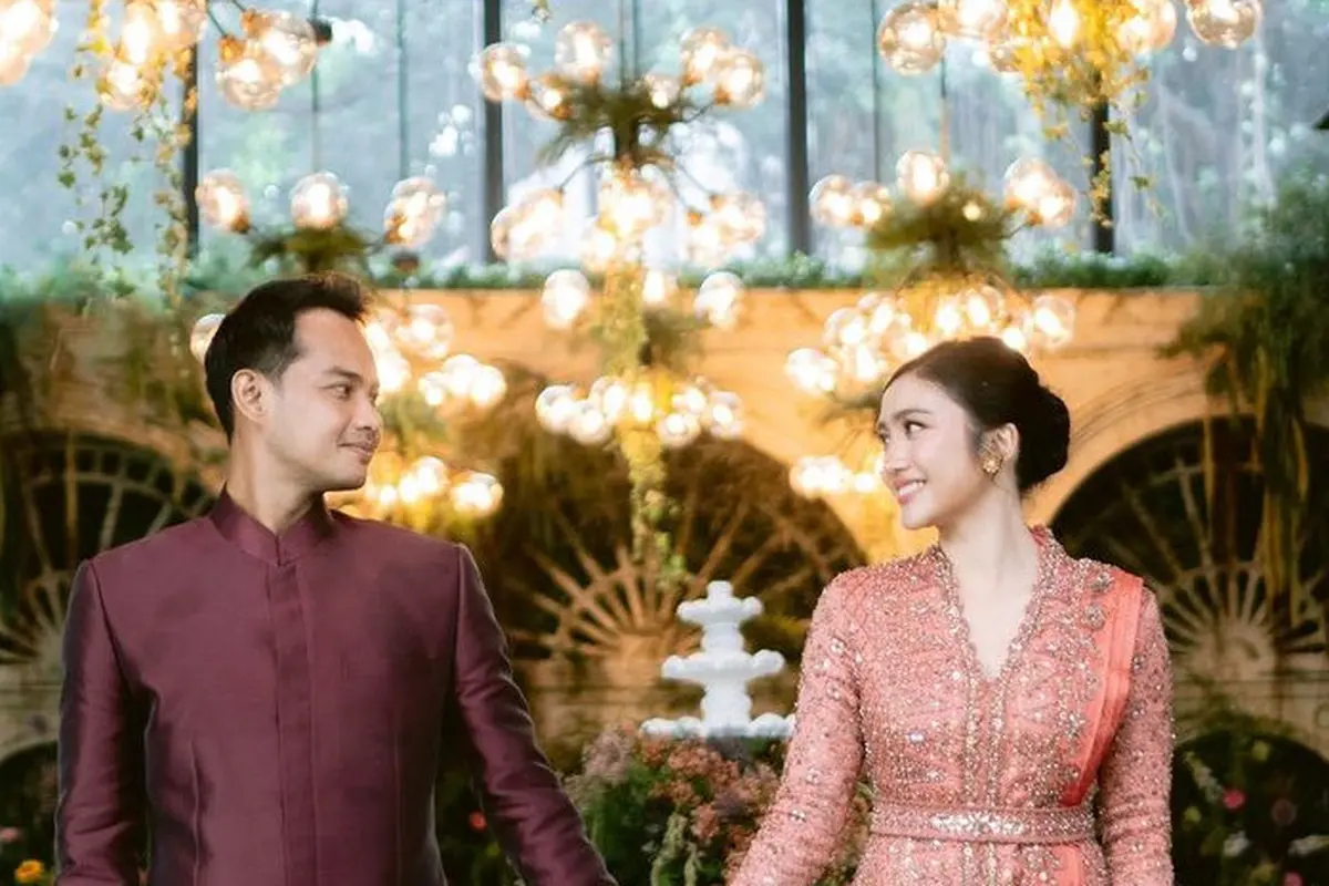 OOTD Febby Rastanty Bersama Keluarga Calon Suami
