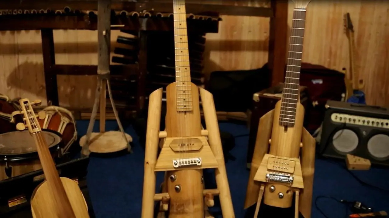 Bambu, sudah lama dimanfaatkan sebagai bahan baku kerajinan dan alat musik. (Liputan6.com)