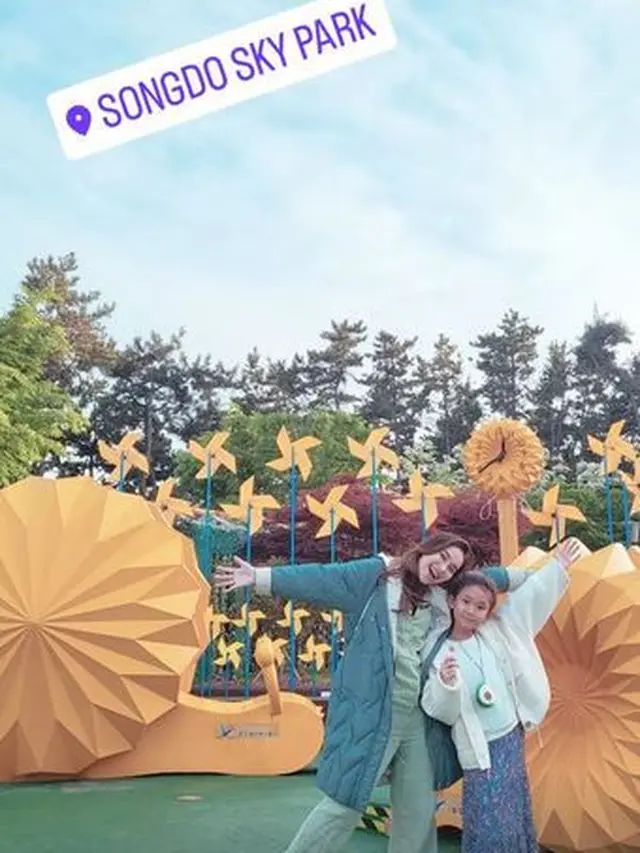 6 Potret Ayu Ting Ting Liburan ke Korea Selatan, Kompak Bareng Bilqis