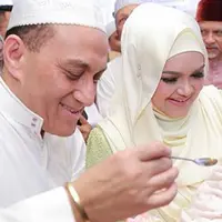 Siti Aafiyah, anak pasangan Siti Nurhaliza dan Datuk Seri Khalid ini lahir pada 19 Maret 2018 lalu dengan berat badan 3.55 kilogram dan melewati proses operasi cesar. (Instagram/ctdk)
