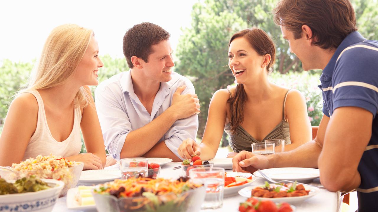 Cara Seru Lebih Mencintai Pasangan: Lakukan Double Date