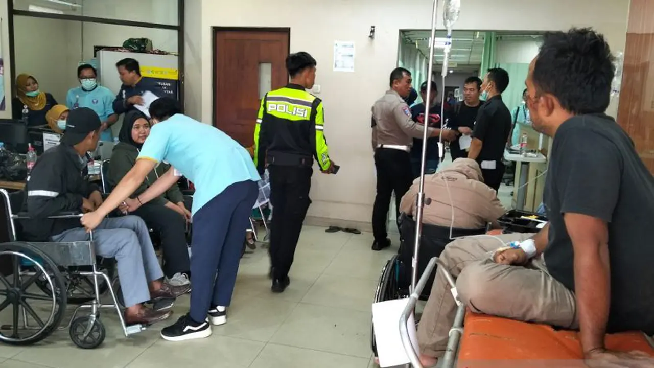 Korban luka kecelakaan beruntun di tol Cipali