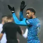 Selebrasi gelandang Tottenham Hotspur, Arnaut Danjuma setelah mengalahkan Preston 3-0 dalam laga putaran keempat Piala FA 2022/2023 di Deepdale Stadium, Preston (28/1/2023). Pemain yang dipinjam Tottenham Hotspur dari Villarreal ini menyumbang satu gol bagi The Lilywhites dalam laga tersebut. (AFP/Lindsey Parnaby)