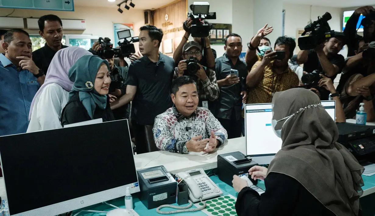 Program ini menyasar seluruh usia, mulai bayi berumur 2 bulan hingga lanjut usia. (YASUYOSHI CHIBA/AFP)