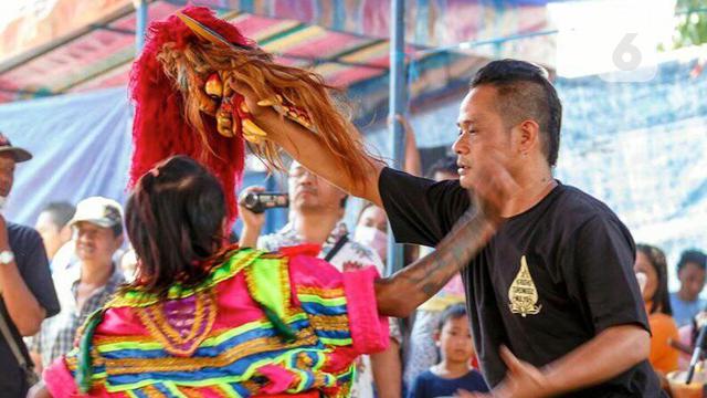 Misteri Kidung Wahyu Kalaseba Membuat Topeng Bisa Bergerak Gerak Regional Liputan6 Com Rumongso ingson lagu mp3 download from mp3 ssx last update sep 2020. misteri kidung wahyu kalaseba membuat