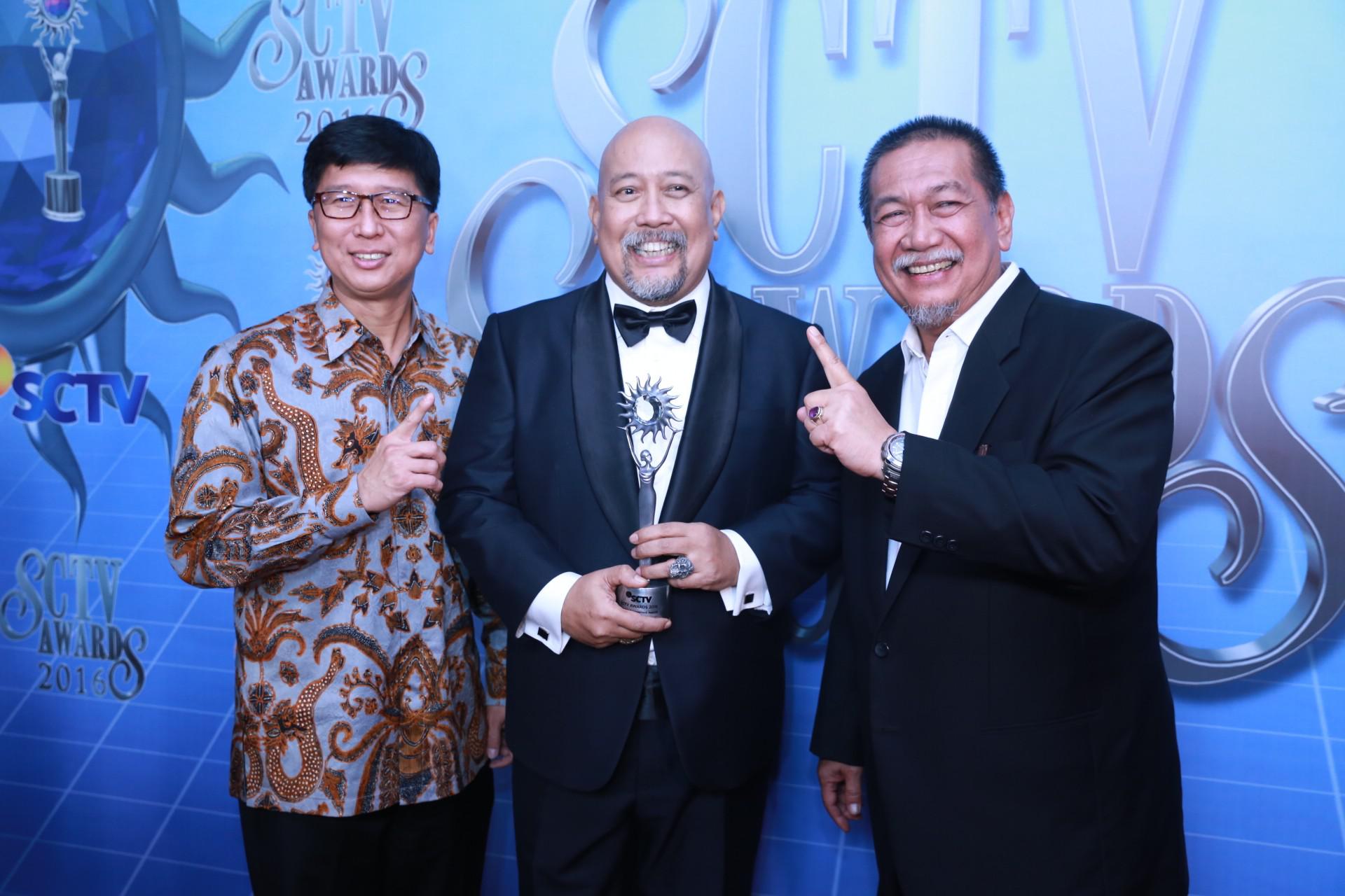 Deddy Mizwar Siap Garap Naga Bonar Jadi 3 News Entertainment Fimela Com
