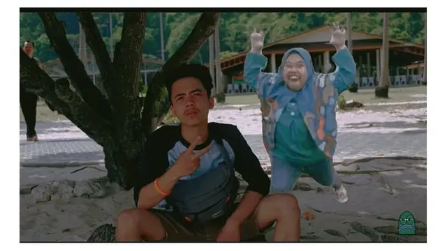 Pria Ini Minta Fotonya Diedit agar Punya Pasangan, 7 Hasilnya Bikin Elus Dada