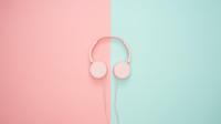 Ilustrasi mendengarkan lagu, musik. (Photo by Icons8 Team on Unsplash)