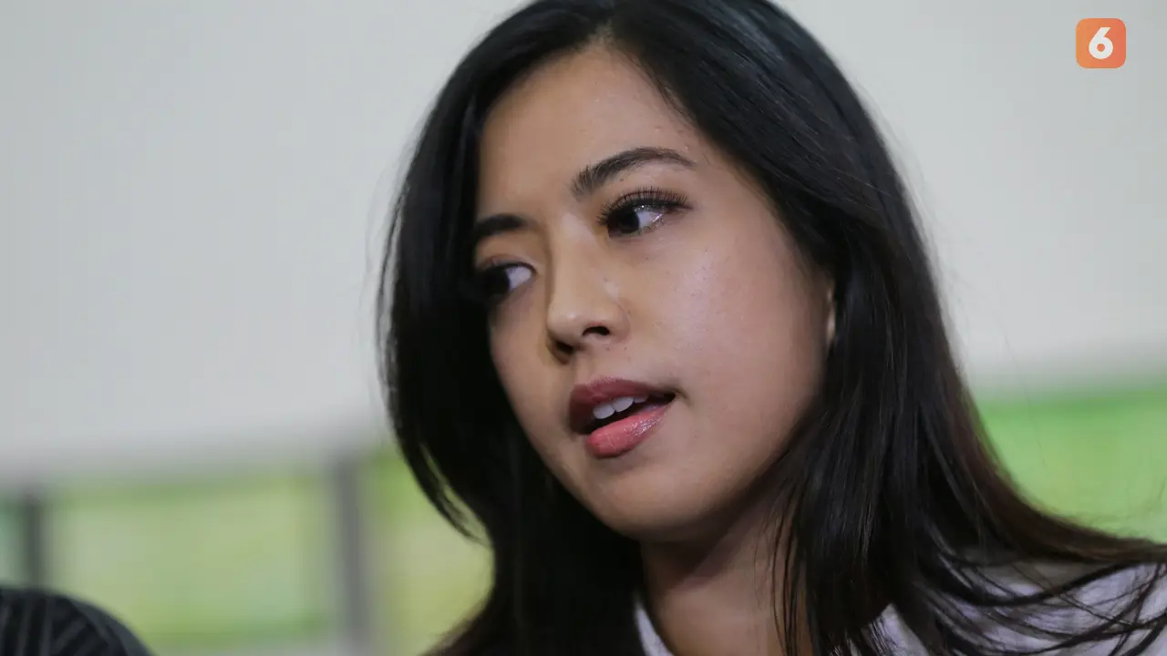 [Bintang] Yeslin Wang istri Delon