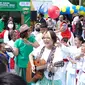 Penyanyi menghibur anak-anak yang dihadirkan Nestlé MILO pada peringatan Hari Anak Nasional (HAN) 2022 yang mengusung tema “Anak Terlindungi, Indonesia Maju” di Kebun Raya Bogor, Jawa Barat (23/07/2022). (Liputan6.com/HO/ID)