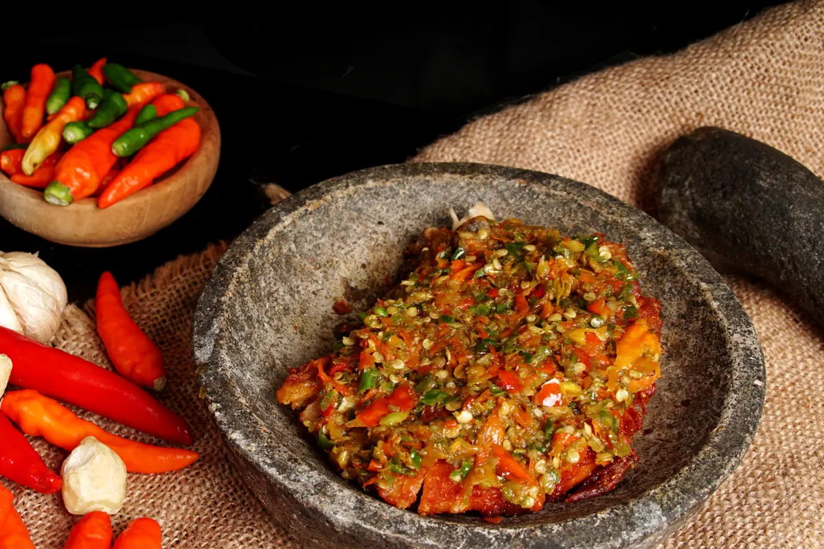 Diary Fimela: Kekayaan Rasa dan Cerita dari Sederhananya Ayam Bakar Bumbu Bali Aneka Nusantara