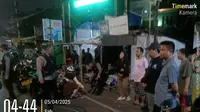 Sekelompok pemuda yang diduga hendak tawuran ditangkap Tim Patroli Perintis Presisi Polres Metro Jakpus. (Istimewa).