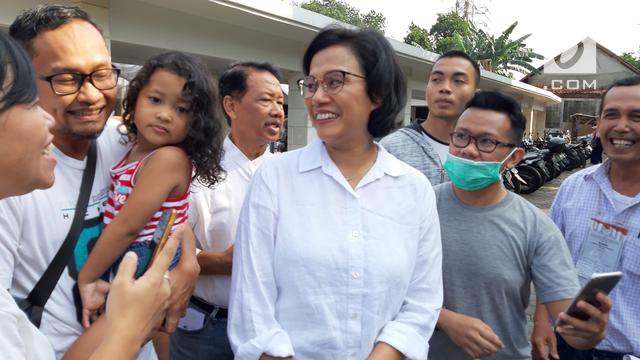 Sri Mulyani di lokasi TPS