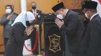 Khofifah Wanti-Wanti Eri Cahyadi agar Surabaya Tetap Jadi Barometer Ekonomi Jatim