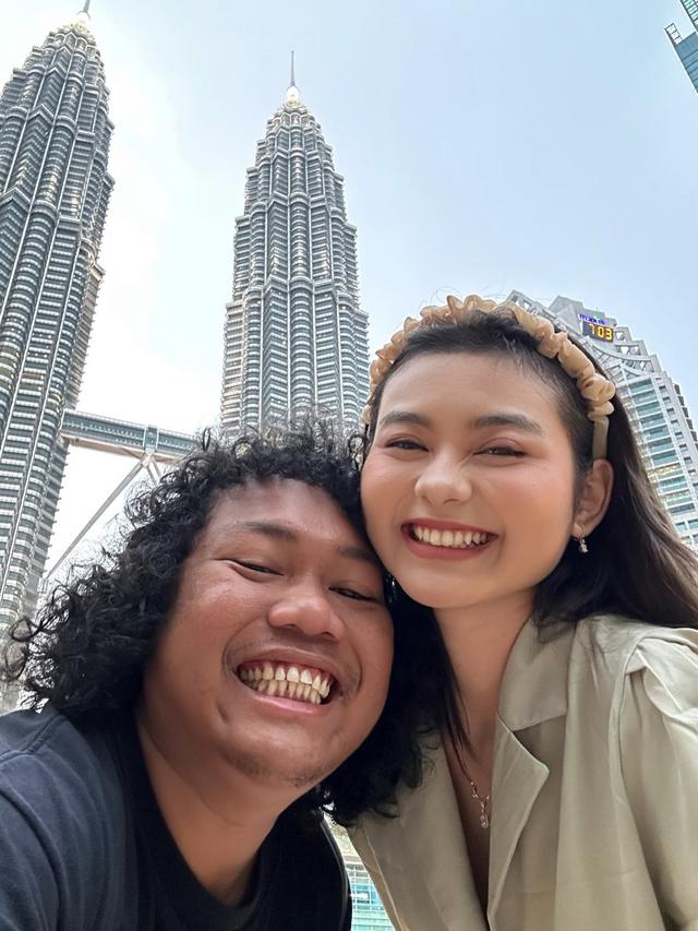 Batal Nyalon di Pilkada, Ini 7 Momen Marshel Widianto Liburan Bareng Istri