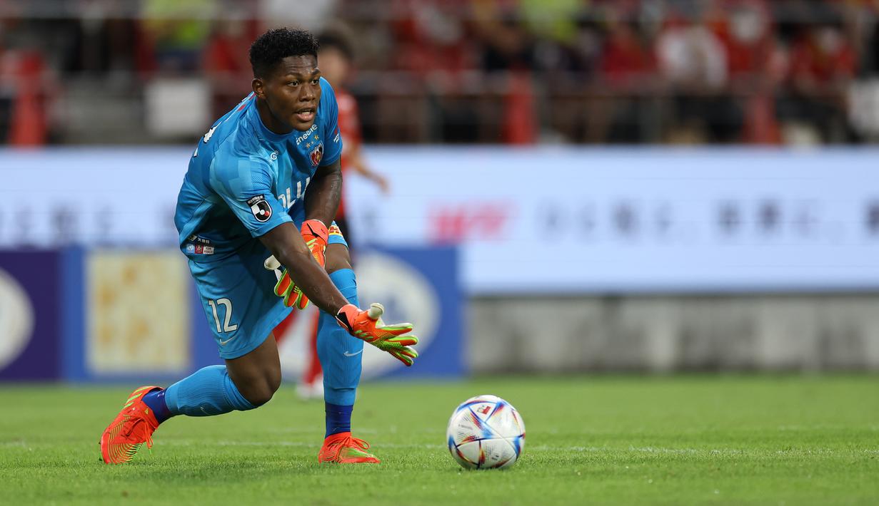 Piala Dunia U-17 edisi terakhir 2019 menjadi milik Brasil sebagai kampiun. Selain menahbiskan Brasil sebagai juara, Piala Dunia U-17 edisi 2019 juga telah melahirkan beberapa talenta terbaik untuk masing-masing posisi yang kini membuktikan kapabilitasnya dengan membela klub-klub top Eropa. Seperti tiga kiper berikut ini, di mana salah satunya kini menjadi incaran klub raksasa Premier League, Manchester United. (j.league)