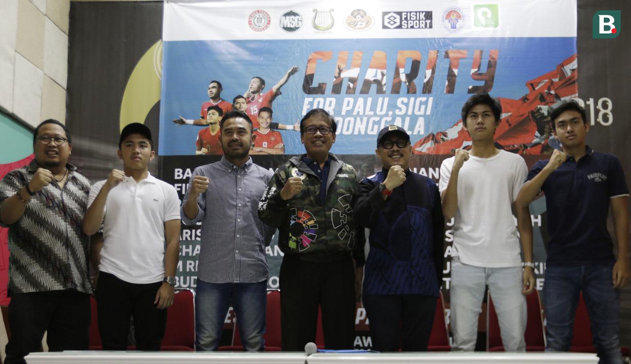 Suasana jumpa pers Charity for Palu, Sigi dan Donggala di gedung Kemenpora, Jakarta, Jumat (16/11). APPI, MSG dan Kemenpora akan gelar laga amal untuk Palu, Sigi dan Donggala. (Bola.com/Yoppy Renato)