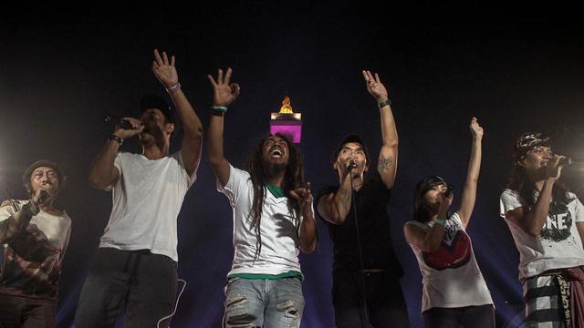 Ratusan Artis dan Musisi Goyang Panggung Syukuran Rakyat