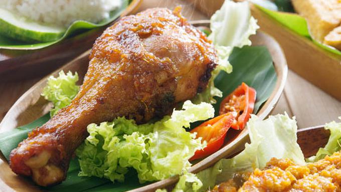 Ayam: Resep Ayam Goreng Laos Yg Enak