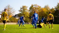 Ilustrasi olahraga sepak bola. (Photo by Marcel Strauß on Unsplash)
