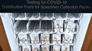 Alat test kit COVID-19 ditampilkan pada mesin penjual otomatis (vending machine) di stasiun kereta bawah tanah MTR di Hong Kong pada Senin (7/12/2020). Hong Kong menyediakan vending machine yang mengeluarkan alat uji COVID-19 di 10 stasiun kereta bawah tanah. (Anthony WALLACE / AFP)