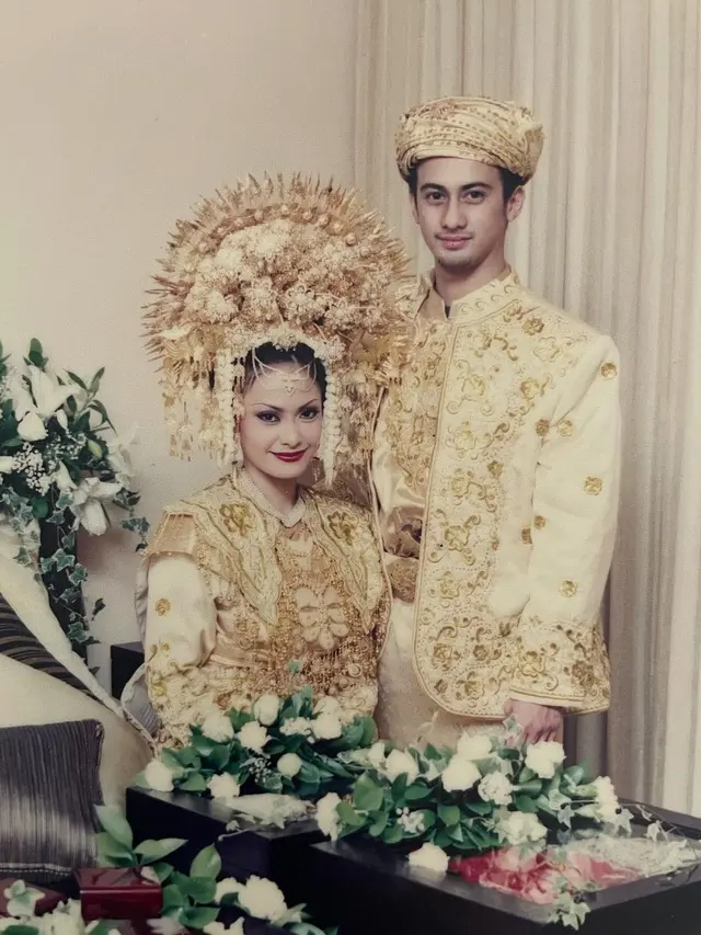 Ersa Mayori dan Otto Djauhari. [Foto: Instagram/ersamayori]